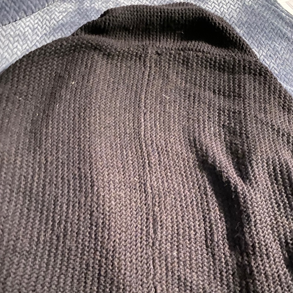 Express. Buttonless Knitted Sweater. - image 5